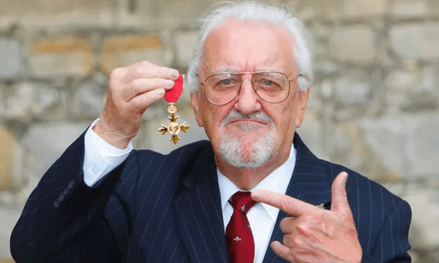 Bernard Cribbins in 2011 when he received his OBE. Photograph: WPA/Getty Images